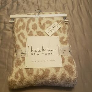 Nicole Miller Cream and Tan Animal Print Throw